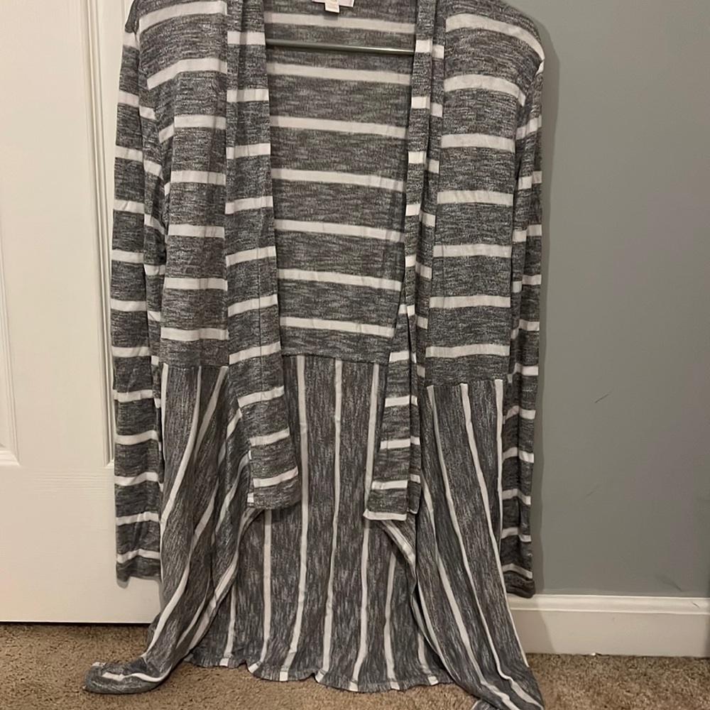 Grey striped cardigan.